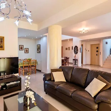 Villa Art Antique Deluxe Ierapetra (Crete)