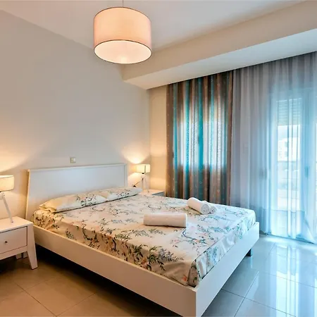 Art Antique Deluxe * Ierapetra (Crete)